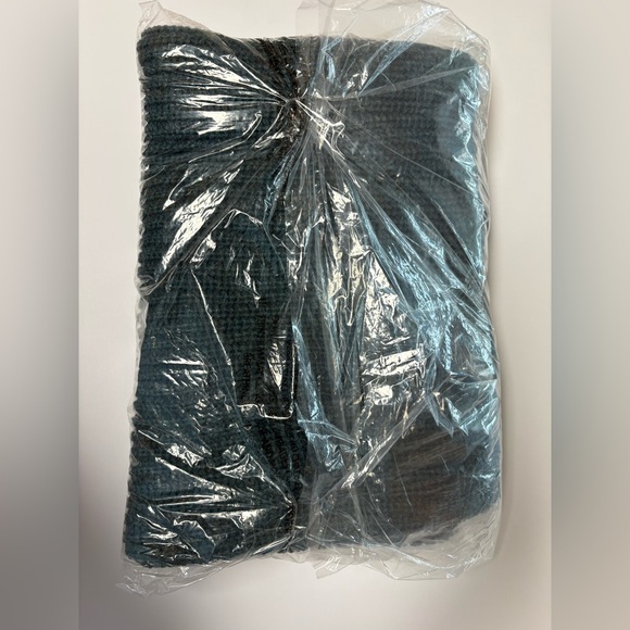 Aran Crafts Men's Fisherman Deep Green Moss Crewneck chunky knit Sweater L - Picture 2 of 5